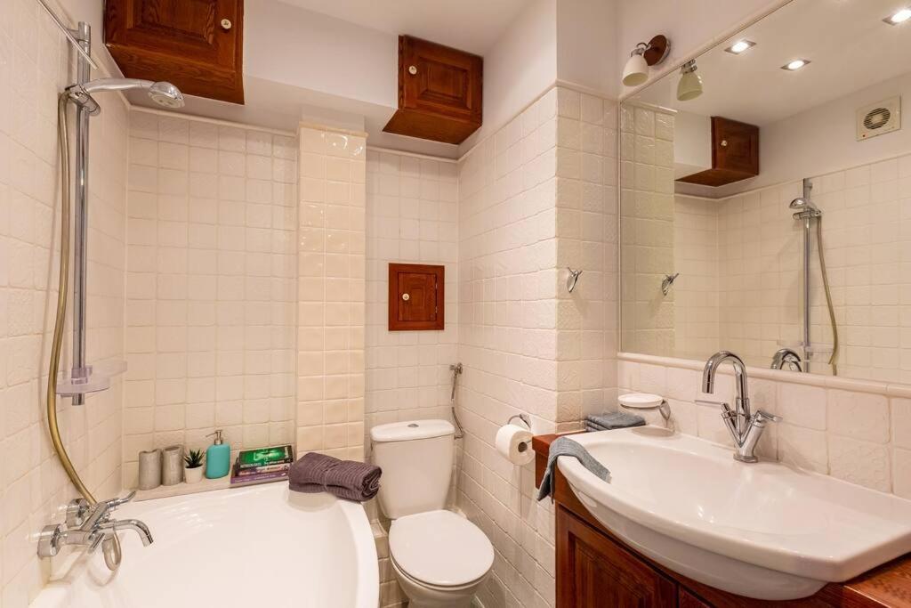 Cozy, Bright, Comfy Studio Next To The Old Town. Apartment Варшава Екстериор снимка